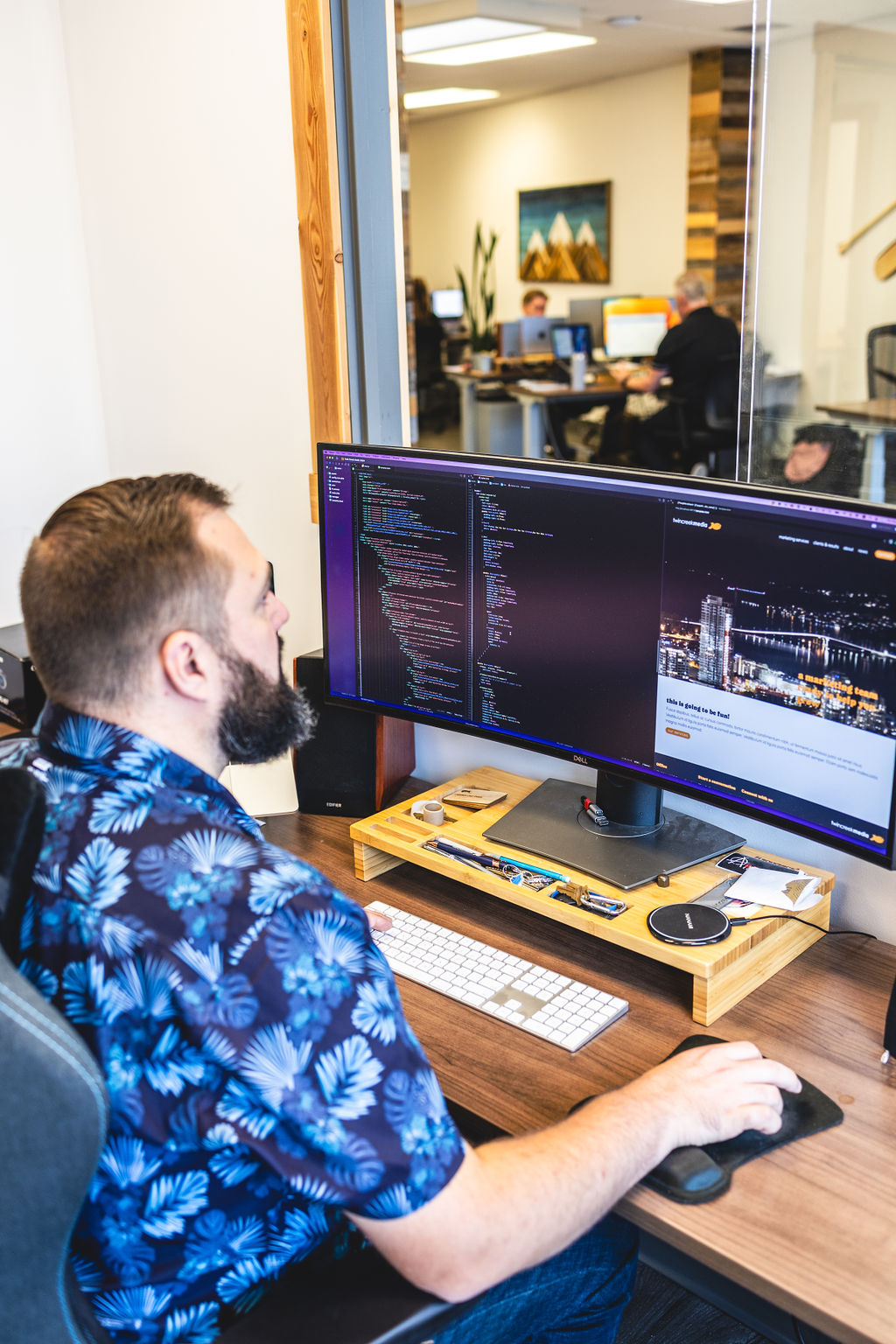 Scoring a website on search performance, competitiveness and usability